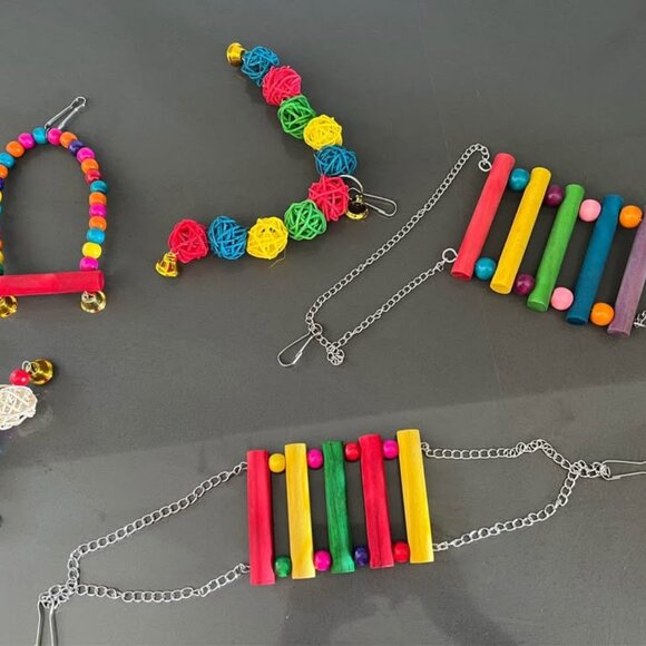 129- Bird hammock and 5 misc pcs - Picture 3 of 3